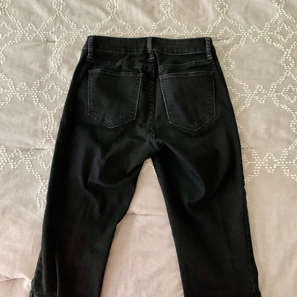 EUC GAP curvy skinny black jeans - Picture 3 of 7